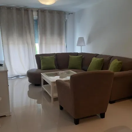 Vivienda Aguas Nuevas Familiar & Deportivo Apartment Torrevieja