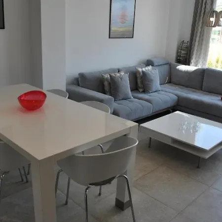 Vivienda Aguas Nuevas Familiar & Deportivo Apartment Torrevieja