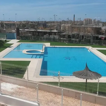 Vivienda Aguas Nuevas Familiar & Deportivo Torrevieja