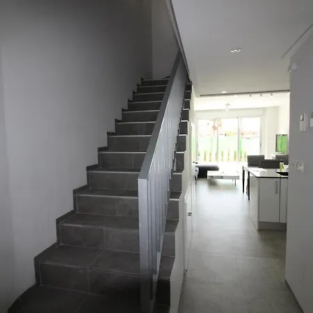 Vivienda Aguas Nuevas Familiar & Deportivo Apartment Torrevieja